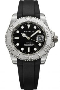 Aistrup sporttinen miesten kello mustalla kellotaululla, hopeanvärisellä kääntyvällä kehyksellä ja mustalla kumihihnalla | AIW8802