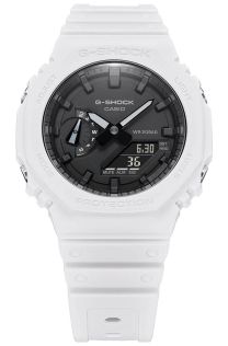 Valkoinen digitaalinen G-SHOCK Carbon Core Guard -kello, 200M vedenkestävä | GA-2100-7AER
