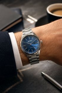 Seiko Mens Solar Blue Sapphire 40mm
