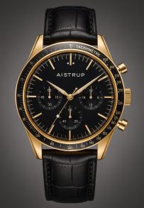Aistrup AIW8701 Classic Sapphire Chronograph miesten rannekello mustalla kellotaululla ja kultaisilla yksityiskohdilla | AIW8701