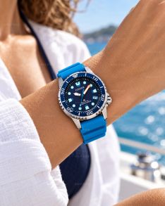 Citizen Promaster Eco-Drive naisten sukeltajankello sinisellä kellotaululla | EO2028-06L