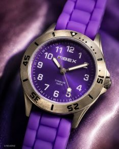 Titaanikello allergikoille violetti metalliton malli | FIBEXTIA02