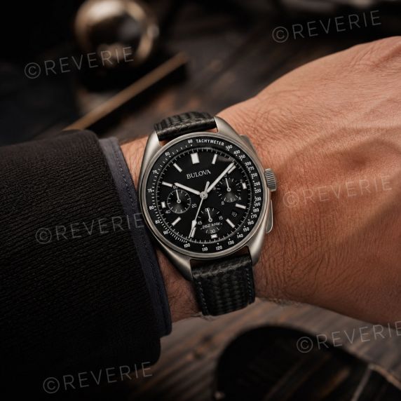 Bulova lunar pilot chronograph - Apollo 15 edition quartz kello kuulaskeutumisen historia | 96B251