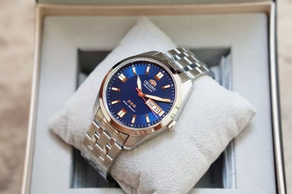 Orient Tri-Star Automatic RA-AB0019L